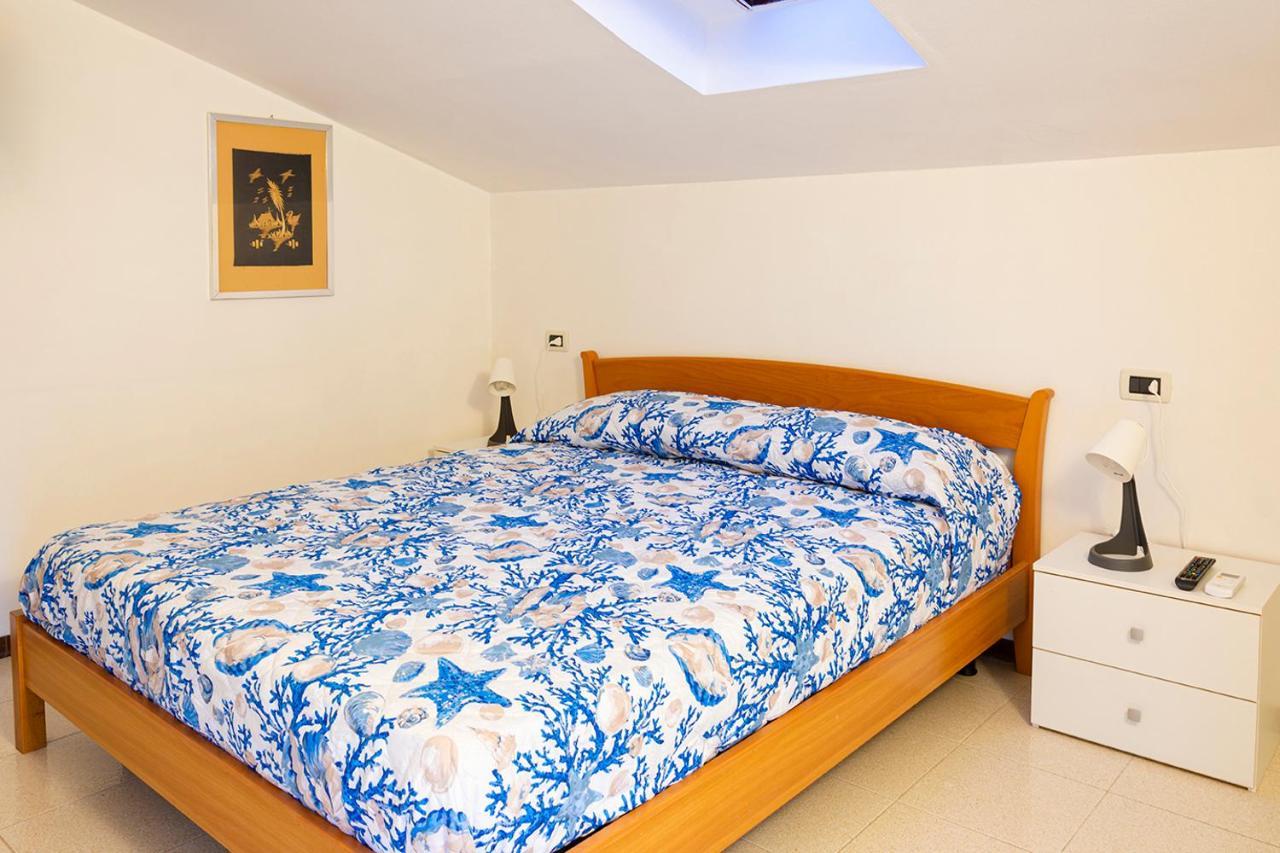 Appartamenti La Casina Porto Azzurro Esterno foto